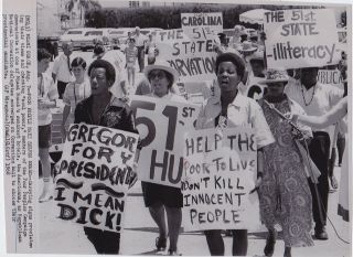 Poor Peoples Campaign Demonstrators Signs Rare Vintage Miami Beach 1968 Photo