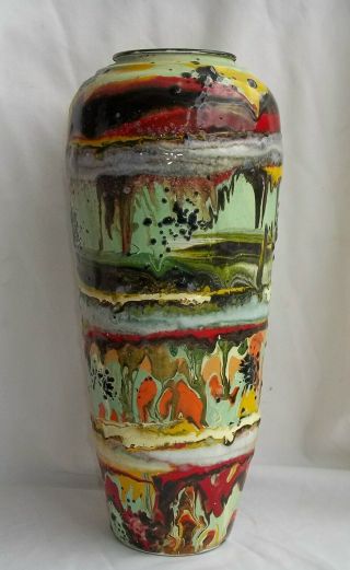 Vintage Mid Century Modern Brutalist Enamel On Steel 14 1/4 " Tall Floor Vase