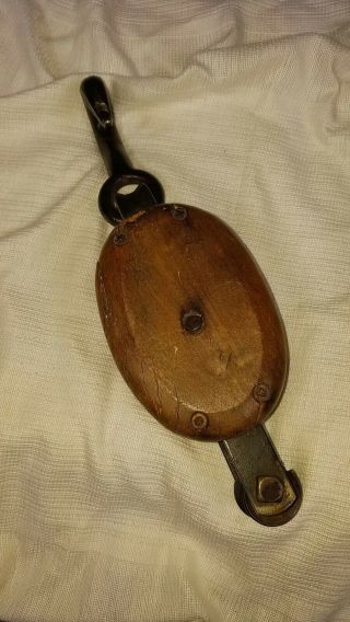 Antique Wood Block & Tackle Pulley Nautical Anvil Emblem / Mark With Hook