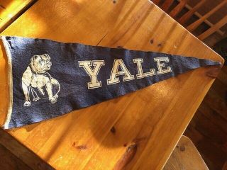 Very Early (1920s?) Antique Vtg Yale University Felt Pennant Upright Bulldog