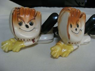 Rare Anthropomorphic Baseball Gloves Salt And Pepper Shakers Part Of A Series
