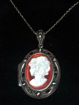 Vintage Art Deco Shell Cameo Sterling Silver Neclace Rare