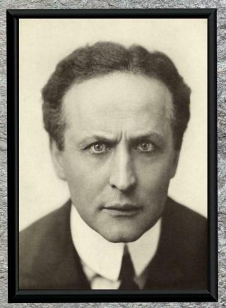 .  Escape Artist Harry Houdini.  Antique 8x12 Photo Print