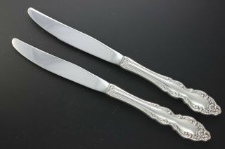 Oneida 1881 Rogers Silverplate - Baroque Rose,  1967 - Hollow Handle Knives (2)