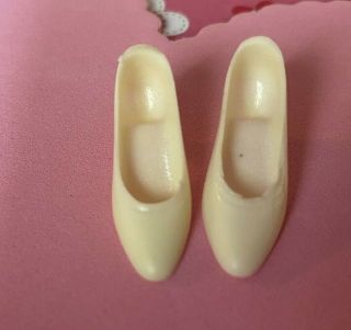 Vintage Barbie Francie White Squishy Low Heel Shoes Japan List Of Outfits