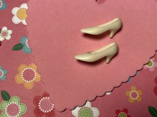 Vintage Barbie FRANCIE WHITE Squishy Low Heel SHOES JAPAN List of Outfits 2