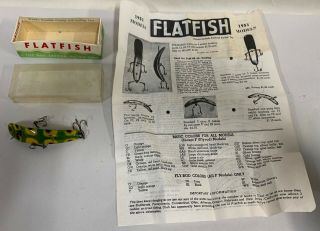 Vintage Helin Tackle Co.  U20 Flatfish Tenite Fishing Lure & Box (a4)