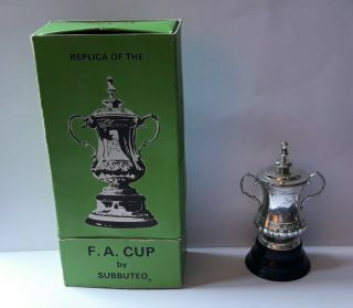Subbuteo C128: F.  A.  Cup Trophy Rare Football Accessories Spares & Repairs