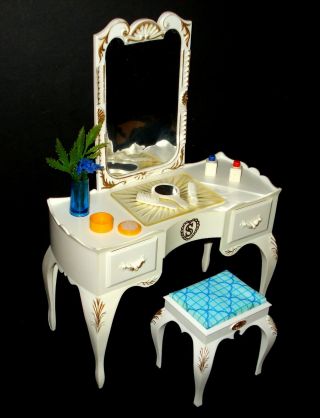Vintage Pedigree Sindy Dressing Table Stool And Accessories