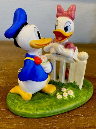 Rare Disney’s Donald And Daisy Duck Ceramic Figurune In 2
