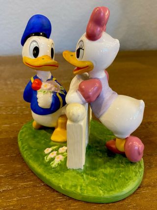 Rare Disney’s Donald And Daisy Duck Ceramic Figurune In 3