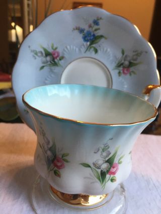 VINTAGE TEA CUP AND SAUCER ROYAL ALBERT BLUE FADES TO WHITE (RARE) 2