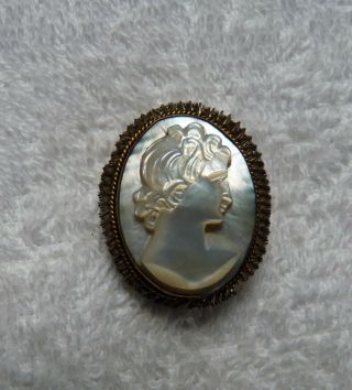 Antique Victorian Gold Metal Shell Cameo Brooch/pendant