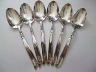 Lovely Set Of 6 Oneida South Seas Pattern Epns Silver Plated Dessert Spoons