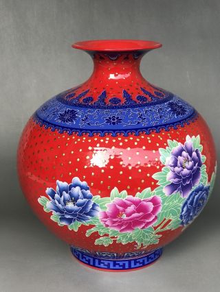 Chinese Antiques Handmake Porcelain Peony Pattern Vase B134