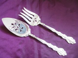 Lovely Set Of 2 Oneida Mansion House Silver Plated Fish Servers