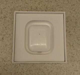 Apple AirPods 2nd Gen with Wireless Charging Case - Rarely 3