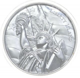 Rare Silver 2oz American Landmarks Statue Of Liberty Round.  999 Fine Silver 420