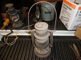 Vintage Antique Oil Lantern Lamp Embury Mfg Co 50 Little Supreme Warsaw N.  Y.
