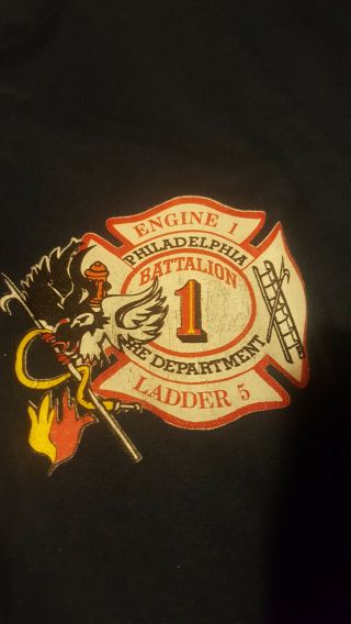 Philadelphia Fire Department Dept P.  F.  D.  9 - 11 T - Shirt Engine 1 Philly Rare
