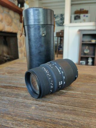Sigma Dg 70 - 300mm 1:4 - 5.  6 Lens For Canon With Vintage Case