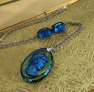 Stunning Unique Rare Vintage Metallic Blue Cameo Lady Necklace & Earrings Set