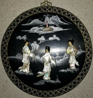 100 AUTH 2 VINTAGE GEISHA CHINESE MOTHER OF PEARL ROUND BLACK LACQUER WALL PANEL 2