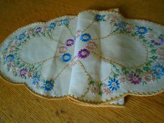 Vintage Hand Embroidered Irish Linen Table Runner