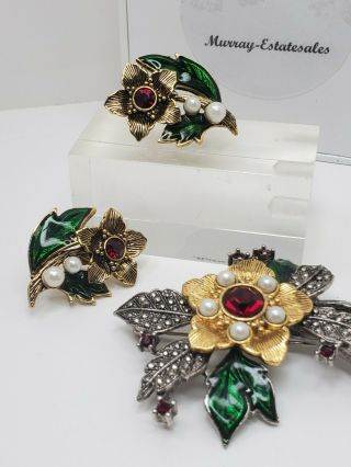 Avon Brooch And Earring Set - Rare