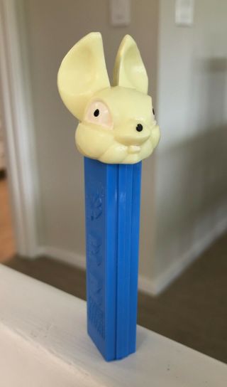 Vintage Fat Ear Bunny Pale Face Pez Dispenser No Feet - Rare