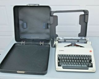 Rare Vintage Olympia DeLuxe SM9 German Typewriter With Soft Cover Case 2