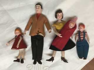 Vintage Louis Marx Dollhouse Family of 5 Dolls Mom Dad Baby Boy Girl 3