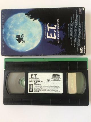 E.  T.  ET VHS 1982 Black,  Green Cassette Rare Collectible Steven Spielberg 3