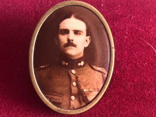 Antique Wwi Pin With Picture Of Military Person