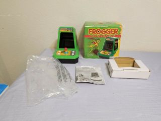 Frogger 2005 Excalibur Tabletop Mini Arcade Hit Rare Classic Box