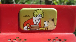 Antique Toy Stove Oven Little Orphan Annie w/ dog Sandy Louis Marx Vintage 1930s 2
