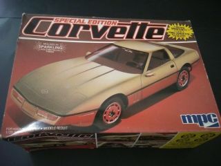 Vintage Mpc 1984 Special Edition Chevy Corvette 1/25th Scale Model Kit