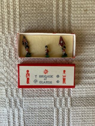 Miniature Vintage Tiny Lead Toy Soldier Box - Dollhouse Toy - Miniature Toy Shop