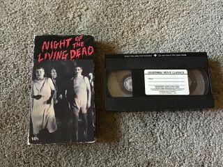Night Of The Living Dead & Dawn Of The Dead Vhs Tapes Both Rare Vtg 3