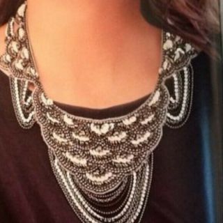 Stella And Dot Marrakesh Bib Necklace Silver Euc Rare