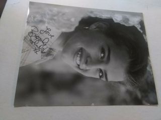 Brooke Shields Signed Vintage 8x10 Photo Rare Model Pose As A Young Teen 3