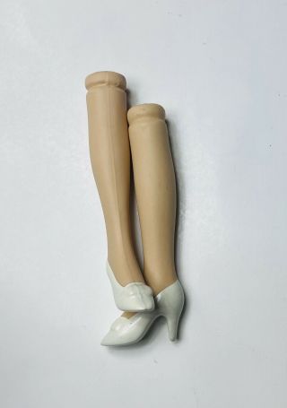 Vintage Porcelain Doll Legs 4.  5” Painted Molded White Heels Pumps Shoes Parts