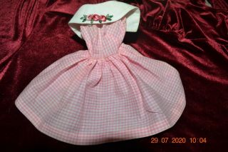Barbie Doll Vintage 1965 Fashion 1626 Dancing Doll Pink & White Gingham Dress