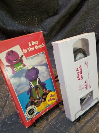 Barney A Day At The Beach White Vhs Tape 1992 Vintage Movie Rare Htf Pbs Kids