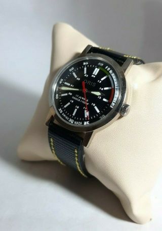 Vintage Swiss 17 J Steel Case Black Dial Men ' s Wrist Watch 2