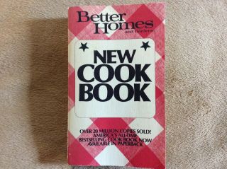 Vintage 1976 Better Homes And Gardens Cook Book Paperback 7”x 4.  25”