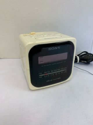 Vintage Sony Dream Machine Digital Alarm Clock Radio Icf - C121 120v White Cube