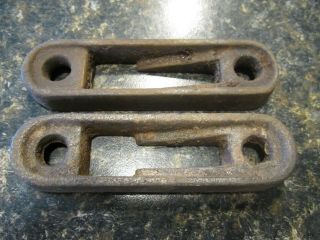 Antique Vintage 3 5/8 Inch Cast Iron Metal Bed Rail Holder Bracket Fastener