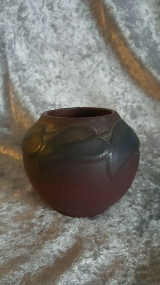 Rare Early 20thcent Van Briggle Art Pottery Vase Rich Matte Mulberry Leaf Design