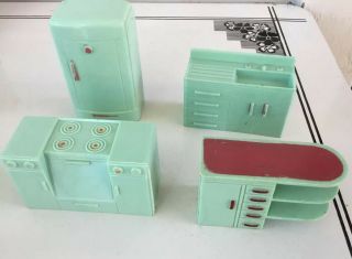 Vintage Miniature Doll House Furniture,  Kitchen Set,  Red And Green - Plasco - Usa